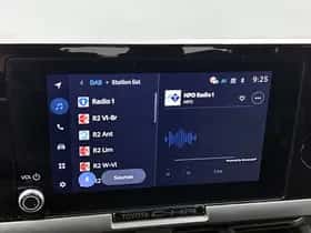 Toyota C-HR (2025) thumbnail 7