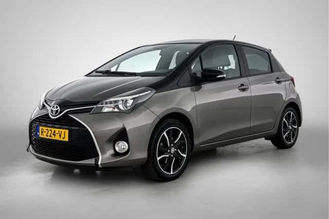 Toyota Yaris (2016) thumbnail 1