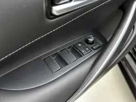 Toyota Corolla_Touring_Sports (2025) thumbnail 22