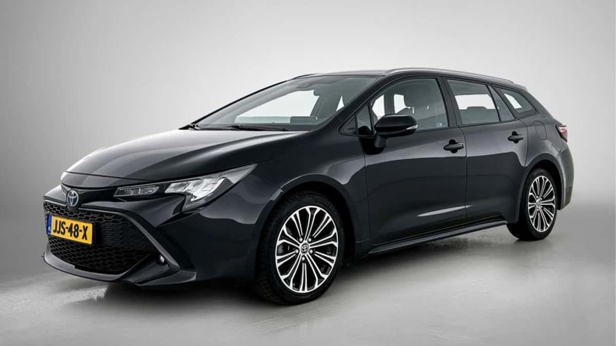 Toyota Corolla_Touring_Sports (2022) — foto 1