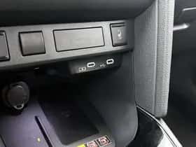 Toyota Yaris_Cross (2025) thumbnail 24
