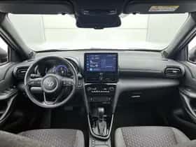 Toyota Yaris_Cross (2025) thumbnail 4