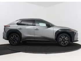 Toyota bZ4X (2026) thumbnail 12