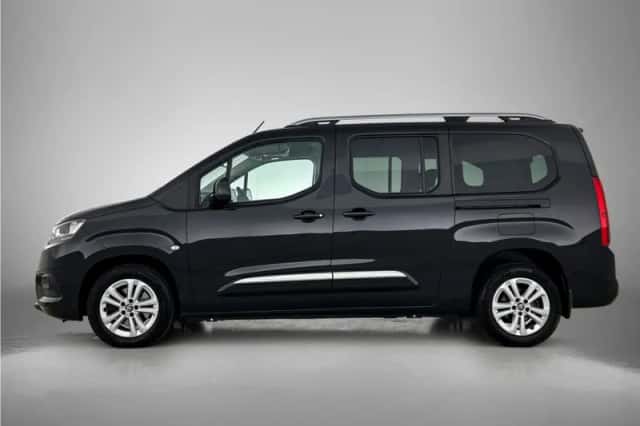 Toyota Proace (2021) thumbnail 3