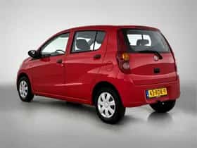 Daihatsu Cuore (2011) thumbnail 12