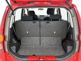 Daihatsu Cuore (2011) thumbnail 23