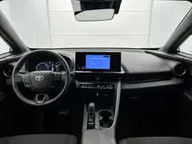 Toyota C-HR (2025) thumbnail 4