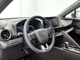 Toyota C-HR (2025) thumbnail 31