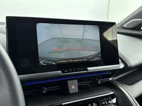 Toyota C-HR (2025) thumbnail 6
