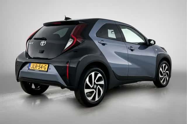 Toyota Aygo (2024) thumbnail 2