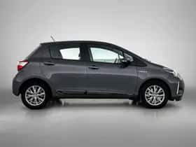 Toyota Yaris (2018) thumbnail 11