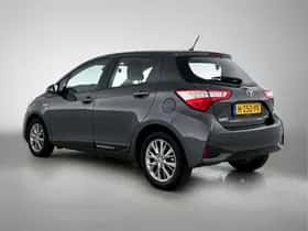 Toyota Yaris (2018) thumbnail 13