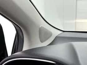 Toyota Yaris (2018) thumbnail 27