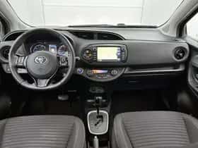 Toyota Yaris (2018) thumbnail 4