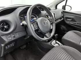 Toyota Yaris (2018) thumbnail 34