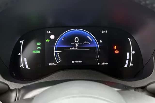 Toyota Yaris_Cross (2025) thumbnail 5