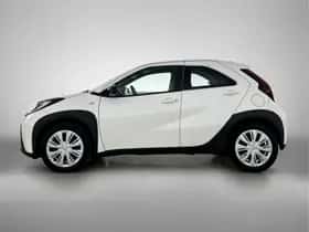 Toyota Aygo (2024) thumbnail 3