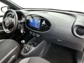 Toyota Aygo (2024) thumbnail 6