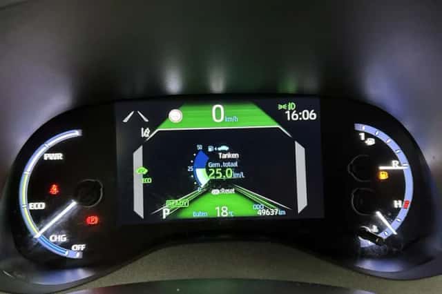 Toyota Yaris_Cross (2022) thumbnail 5
