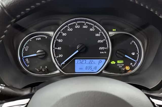 Toyota Yaris (2018) thumbnail 5