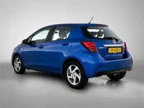 Toyota Yaris (2016) thumbnail 13