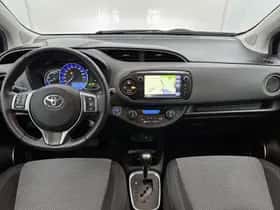 Toyota Yaris (2016) thumbnail 4