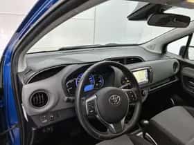 Toyota Yaris (2016) thumbnail 31