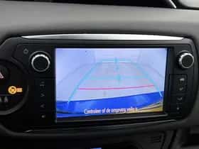 Toyota Yaris (2016) thumbnail 8