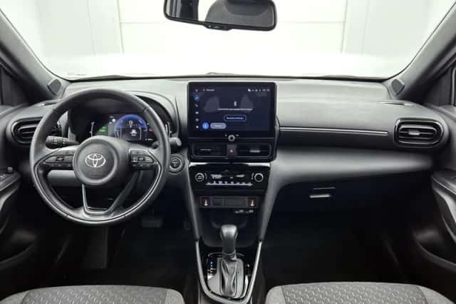 Toyota Yaris_Cross (2025) thumbnail 4