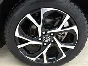 Toyota C-HR (2021) thumbnail 23