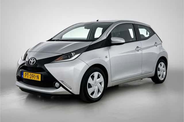 Toyota Aygo (2017) thumbnail 1