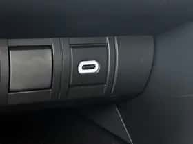 Toyota C-HR (2025) thumbnail 17