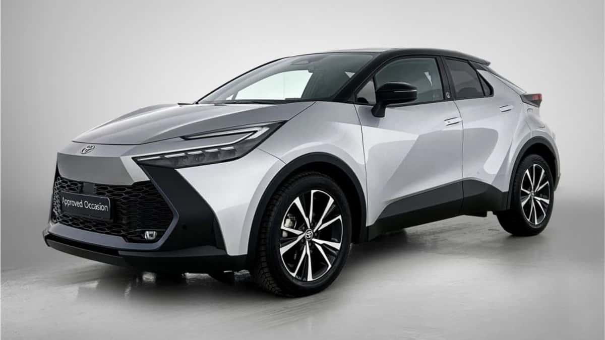 Toyota C-HR (2024) — foto 1