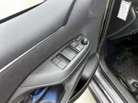 Toyota Yaris (2023) thumbnail 23