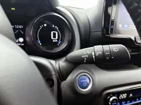 Toyota Yaris (2023) thumbnail 28