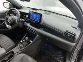 Toyota Yaris (2023) thumbnail 6