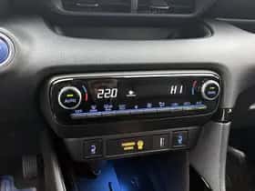Toyota Yaris (2023) thumbnail 10