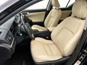 Lexus CT (2012) thumbnail 15