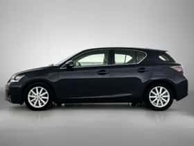 Lexus CT (2012) thumbnail 3