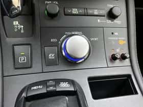 Lexus CT (2012) thumbnail 27