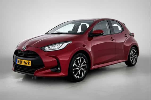 Toyota Yaris (2022) thumbnail 1