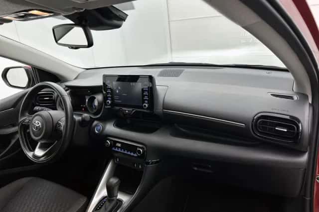 Toyota Yaris (2022) thumbnail 6