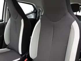 Toyota Aygo (2016) thumbnail 26