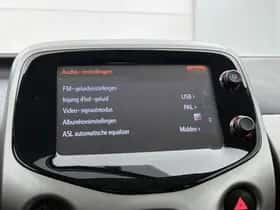 Toyota Aygo (2016) thumbnail 7