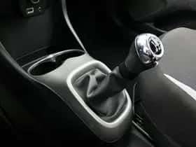 Toyota Aygo (2016) thumbnail 10