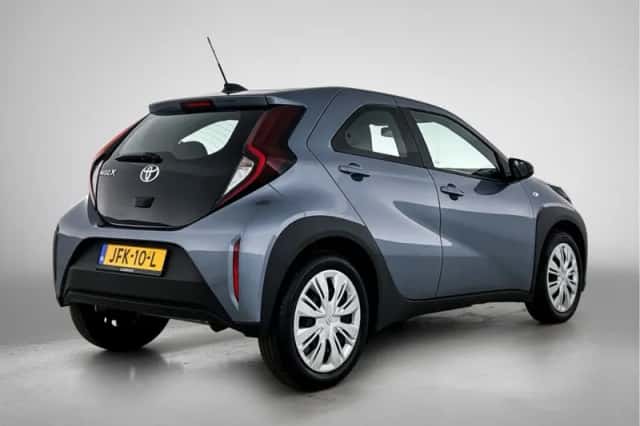 Toyota Aygo (2025) thumbnail 2