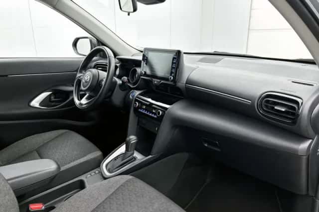Toyota Yaris_Cross (2024) thumbnail 6