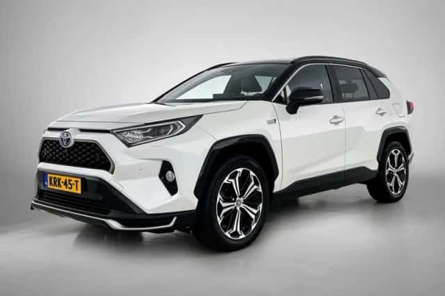 Toyota RAV4 (2022) thumbnail 1