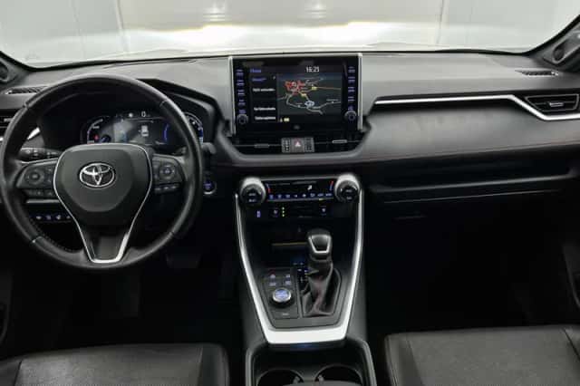 Toyota RAV4 (2022) thumbnail 4