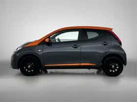 Toyota Aygo (2021) thumbnail 3